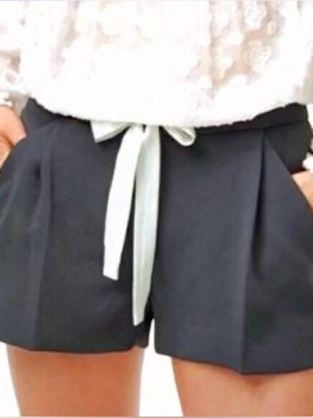 Aritzia Wilfred Exergue Short